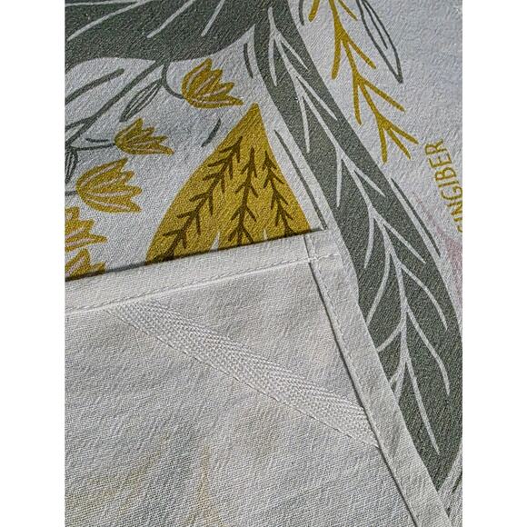 Gingiber Goose Tea Towel Floral 100% Flour Sack Cotton 24 x 26" NWOT - Picture 3 of 3